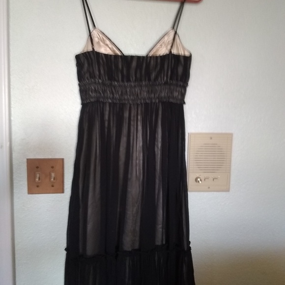 Dress - Picture 2 of 5